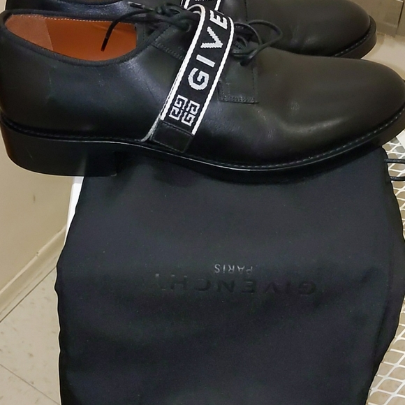 Givenchy Men's dress shoes - Picture 4 of 10